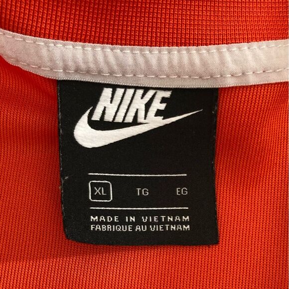 Nike Jacket Women’s XL Orange Full Zip Cropped Swoosh Spell Out Athleisure - Picture 9 of 12